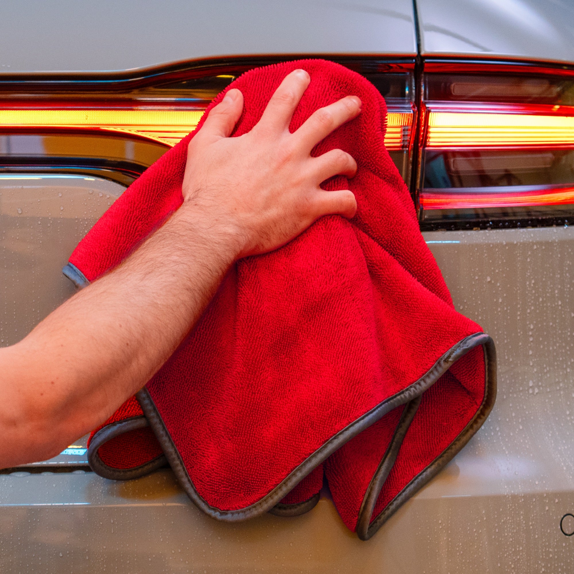 Twisted Loop Drying Towel