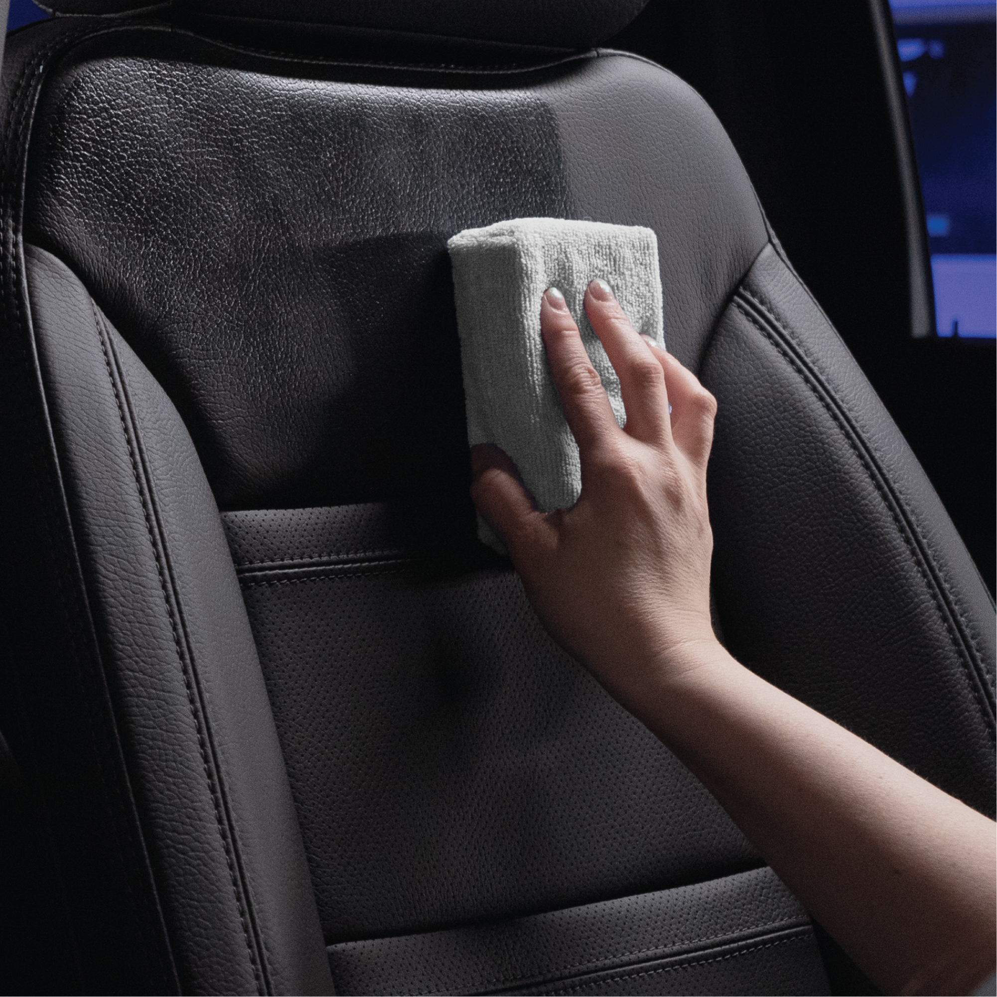 VIKING gray applicator pads in use internal seat