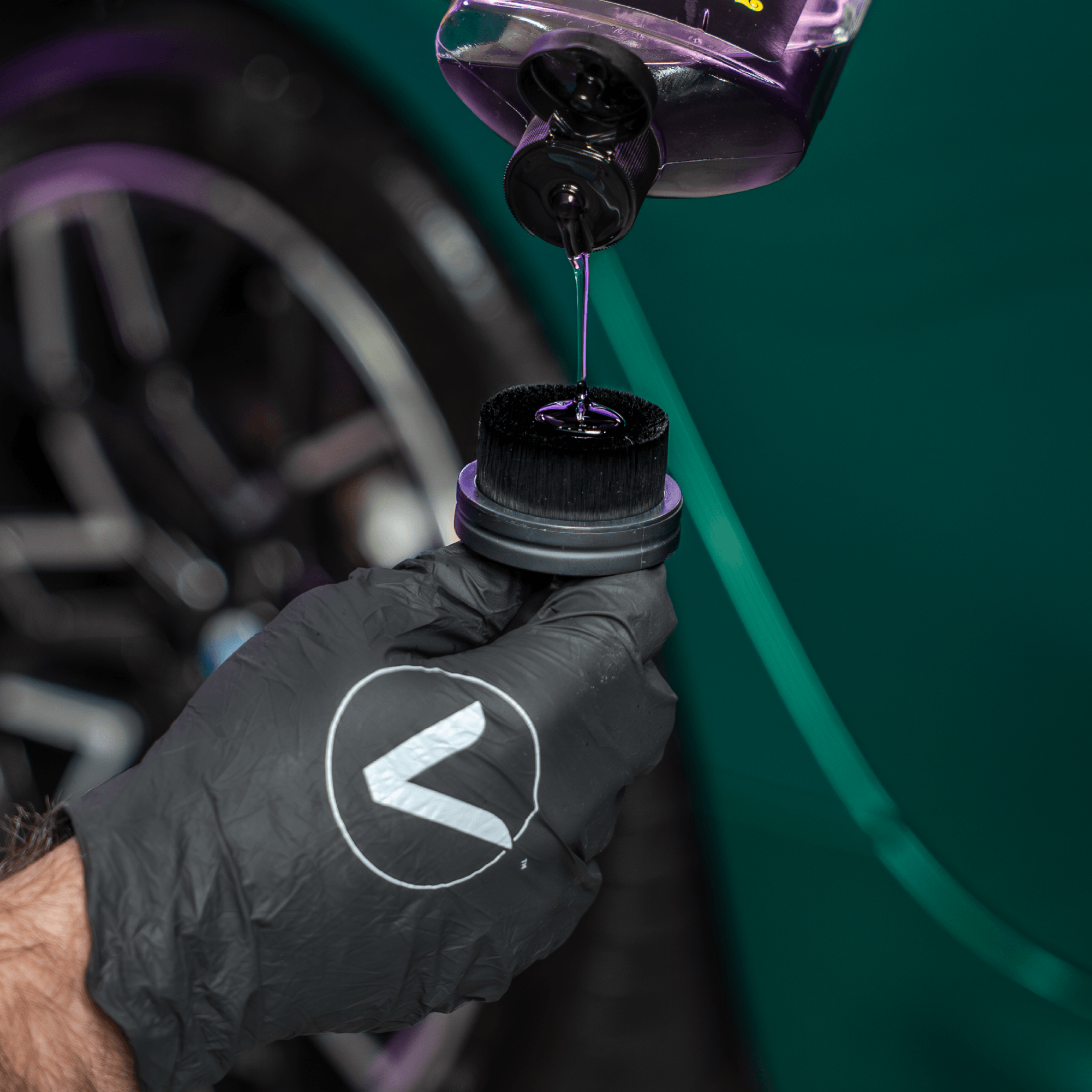 Tire Shine Applicator Brush