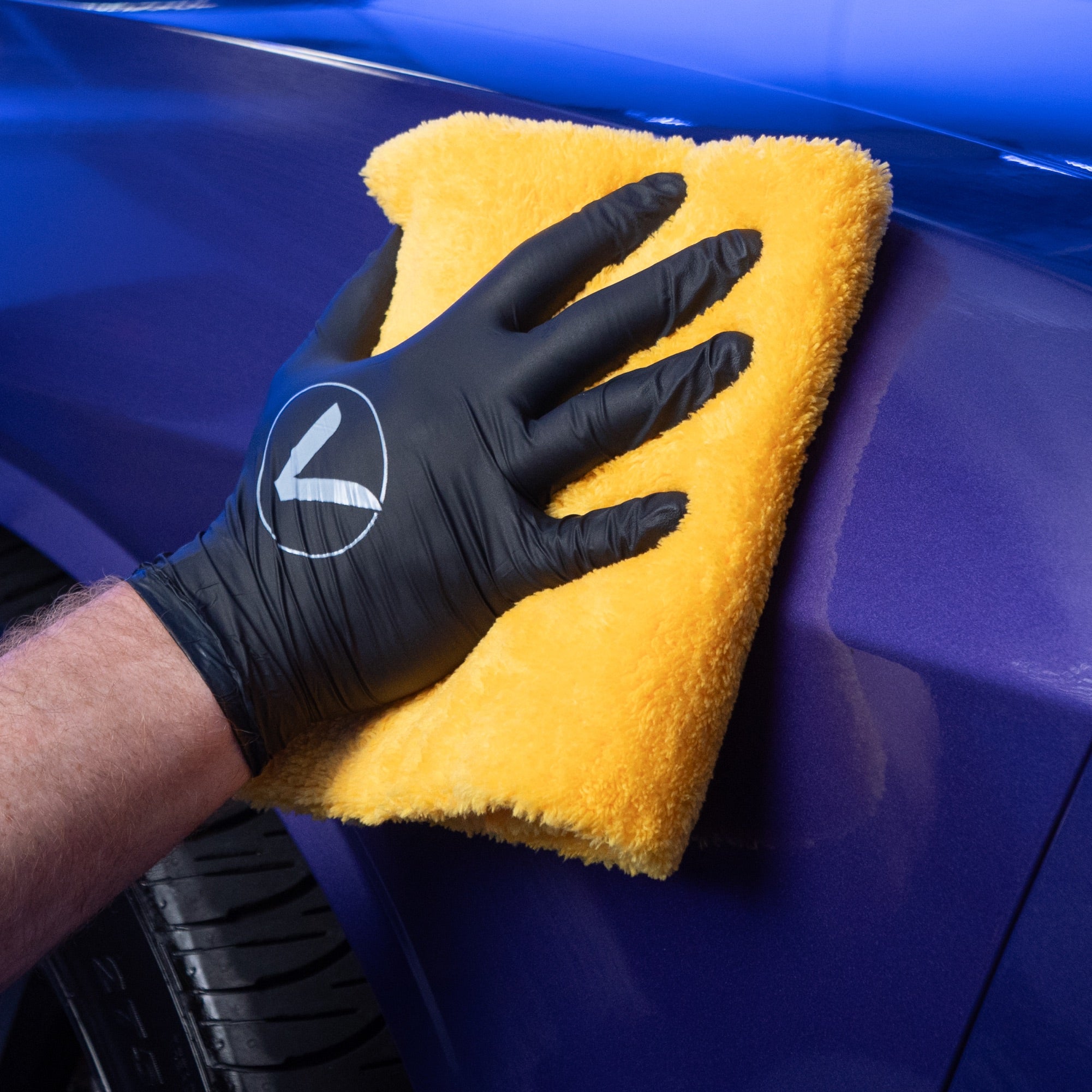 ultra plush finishing towel buffing exterior of car